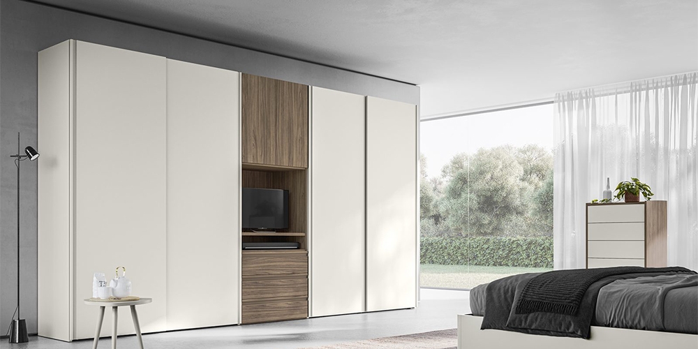 Happy tolóajtós gardróbszekrény