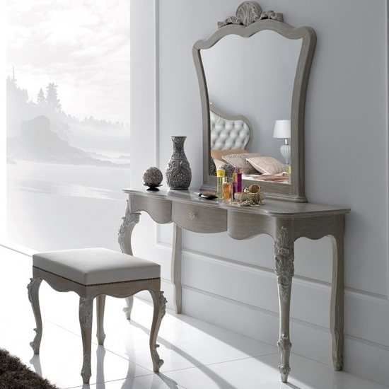 Venere barokk fésülködőasztal, tükör, puff